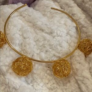 Chic Gold Wire Ball Necklace